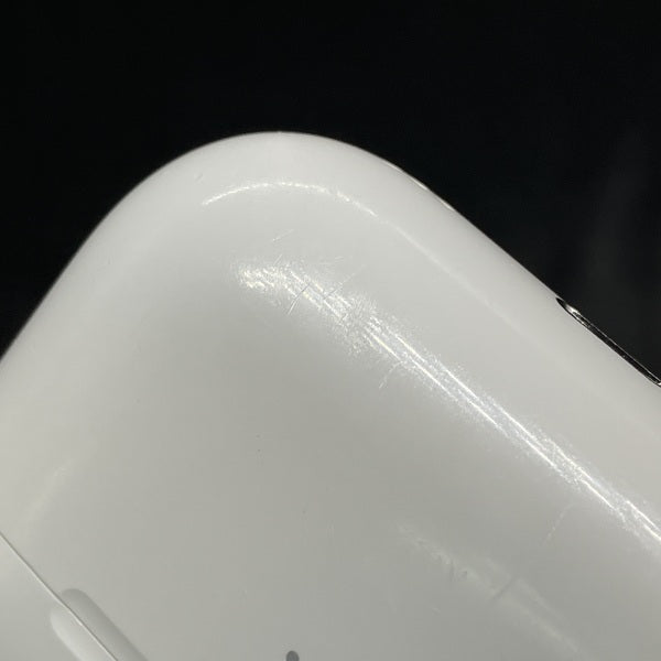 【中古】AirPods Pro (第2世代) 充電ケース (Lightning)【秋葉原】