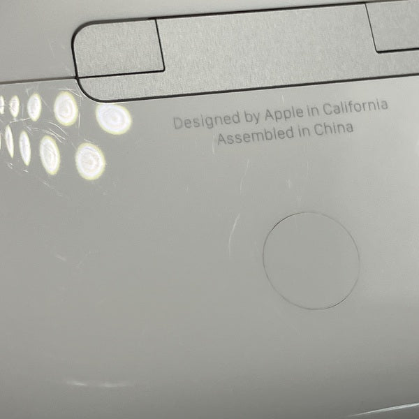 【中古】MagSafe充電ケース(USB-C)付きAirPods Pro(第2世代) MTJV3JA【秋葉原】