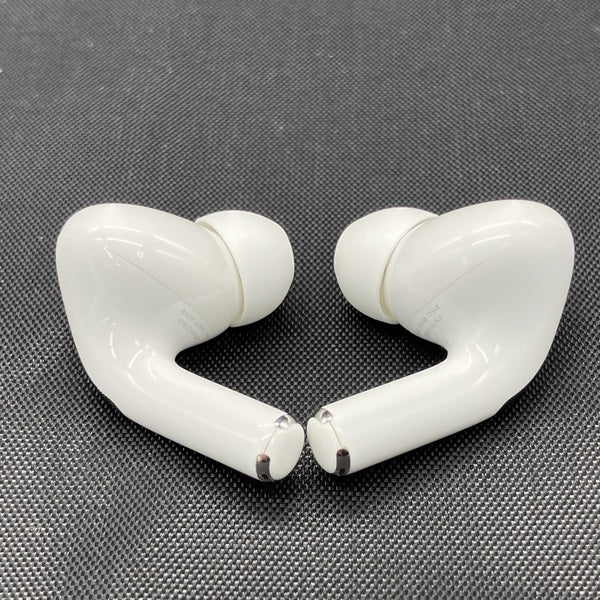 【中古】AirPods Pro (第2世代) MQD83J/A【秋葉原】