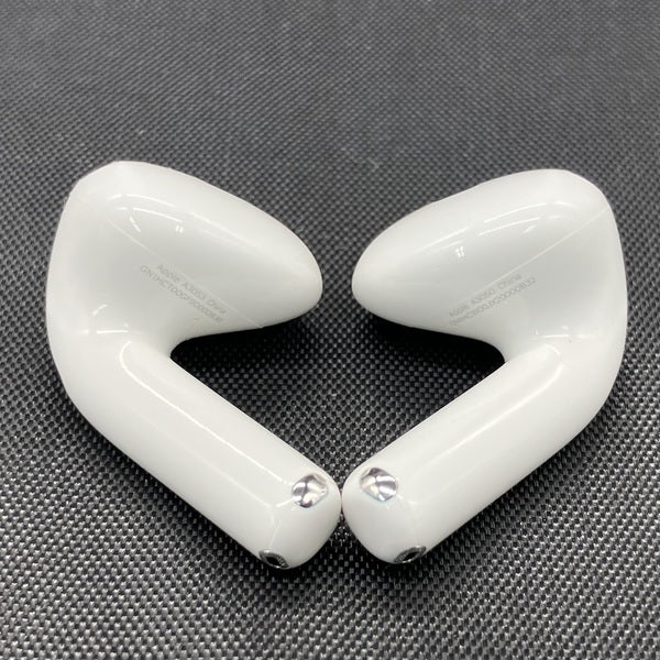 【中古】AirPods 4 MXP63J/A【秋葉原】