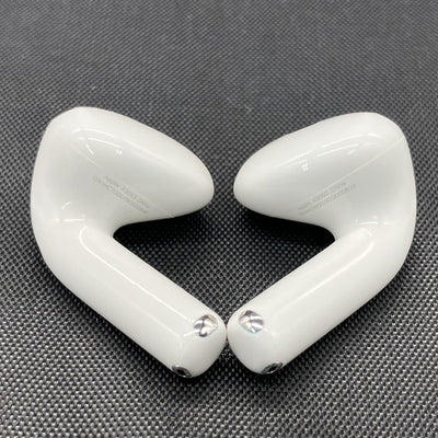 【中古】AirPods 4 MXP63J/A【秋葉原】