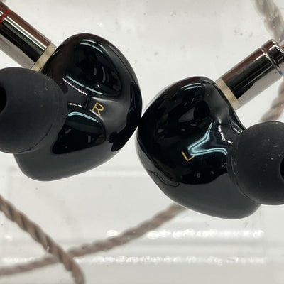 【中古】PERFORMER 8 4.4ｍｍモデル【秋葉原】
