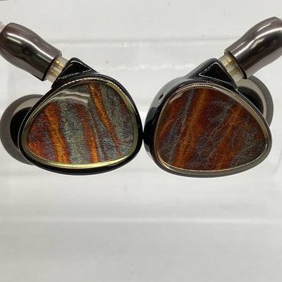 【中古】TINO【日本橋】