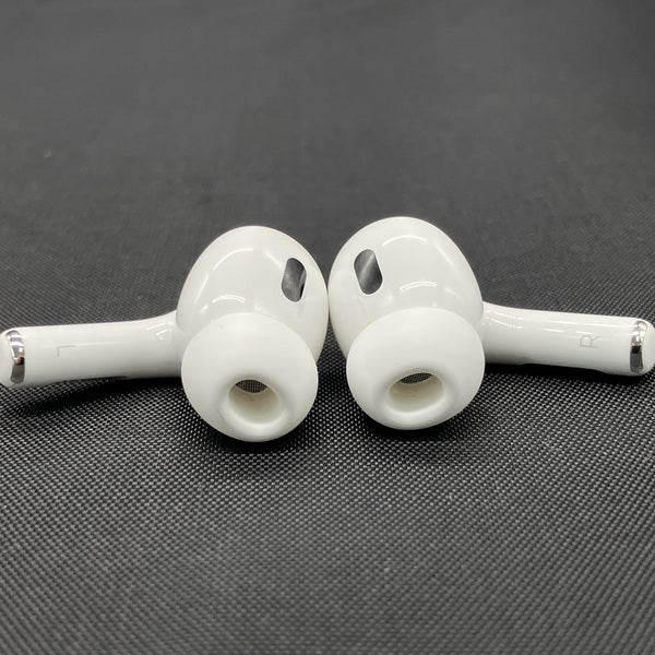 【中古】Apple AirPods Pro (第2世代) Lightning Apple 【中古】AirPods Pro (第2世代) 充電ケース (Lightning