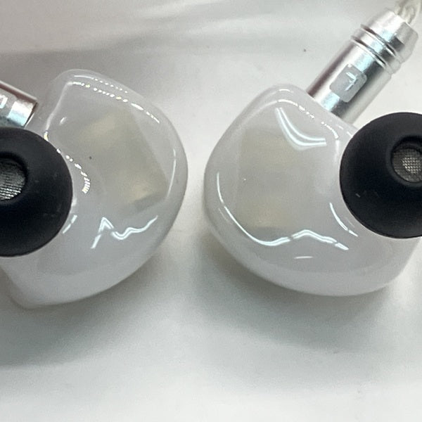 AAW 【中古】Z06 Blanc Edition(Universal Fit)【日本橋】 – e