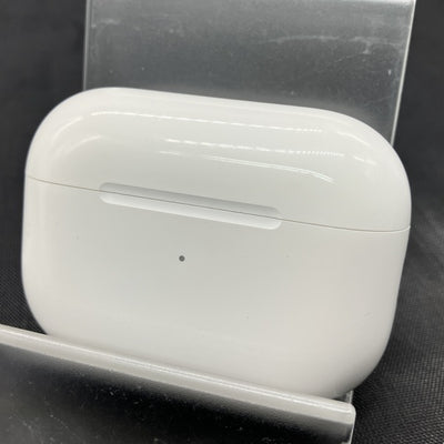【中古】MagSafe充電ケース(USB-C)付きAirPods Pro(第2世代) MTJV3JA【秋葉原】