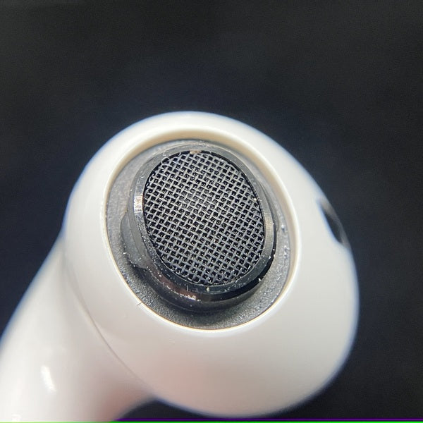 【中古】AirPods Pro (第2世代) MQD83J/A【秋葉原】