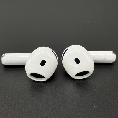 【中古】AirPods 4 MXP93J/A（アクティブノイズキャンセリング搭載）【秋葉原】