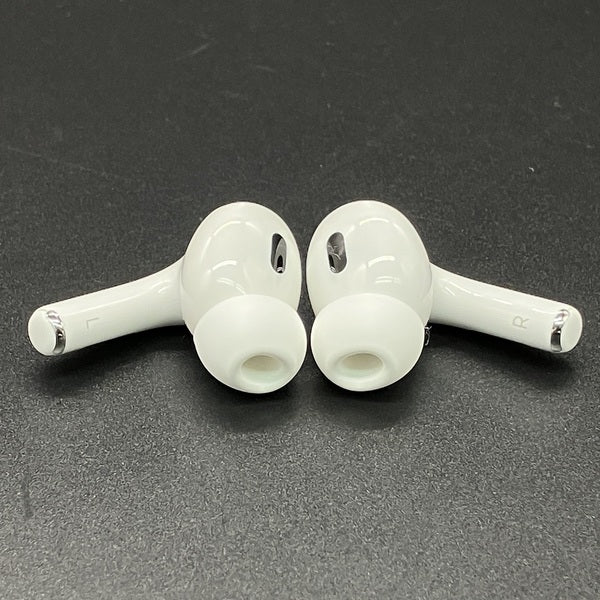 【中古】MagSafe充電ケース(USB-C)付きAirPods Pro(第2世代) MTJV3JA【秋葉原】