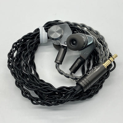 【中古】bleqk Dynabird【秋葉原】