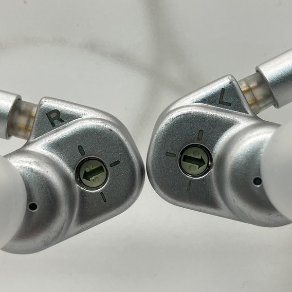 【中古】4U【秋葉原】