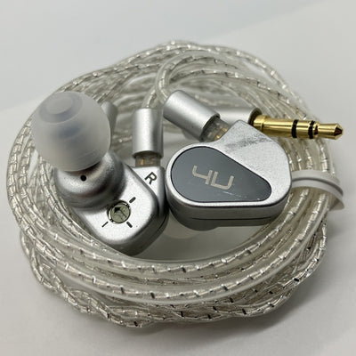 【中古】4U【秋葉原】