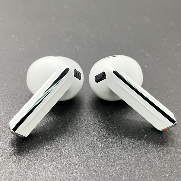 【中古】Galaxy Buds3 ホワイト 【SM-R530NZWAXJP】【仙台】