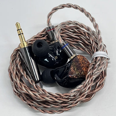 【中古】PERFORMER 8【秋葉原】