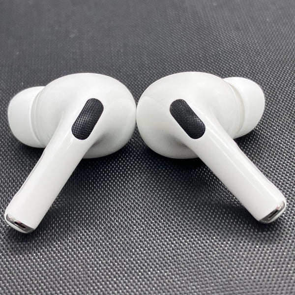 【中古】MagSafe充電ケース(USB-C)付きAirPods Pro(第2世代) MTJV3JA【名古屋】