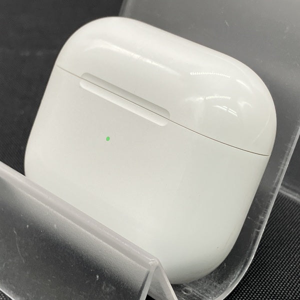 【中古】Airpods MPNY3J/A 3rd Generation  Lightning充電ケース付【日本橋】