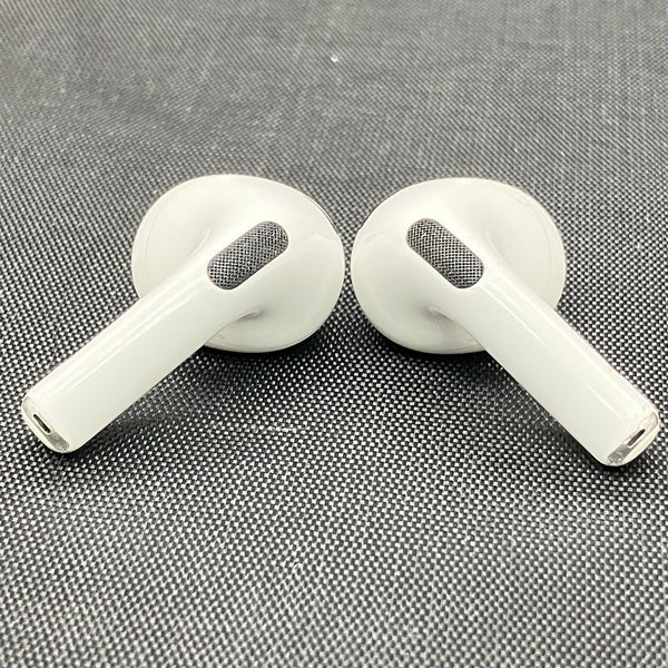 【中古】Airpods MPNY3J/A 3rd Generation  Lightning充電ケース付【日本橋】