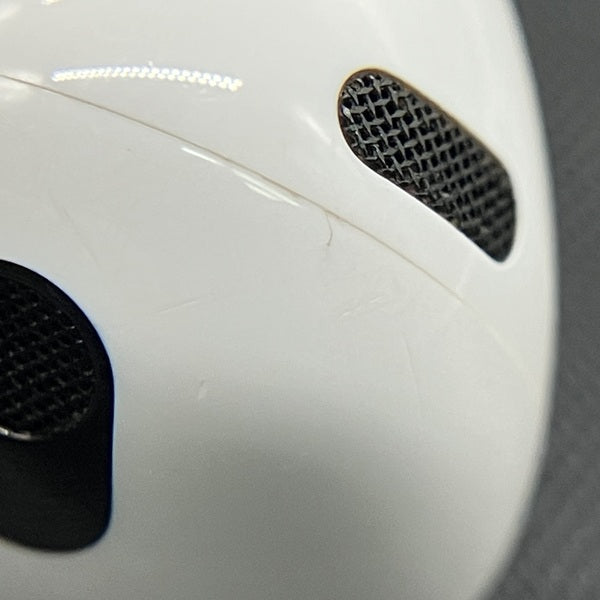 【中古】Airpods MPNY3J/A 3rd Generation  Lightning充電ケース付【日本橋】