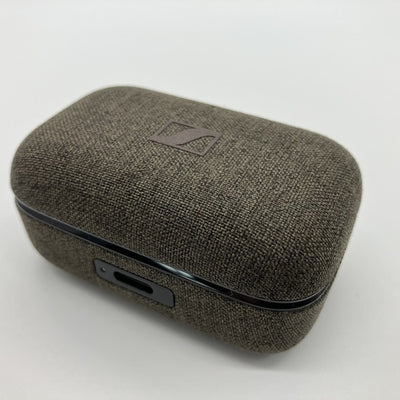 【中古】MOMENTUM True Wireless 4 ブラックコッパ―（Amazon限定カラー）【日本橋】