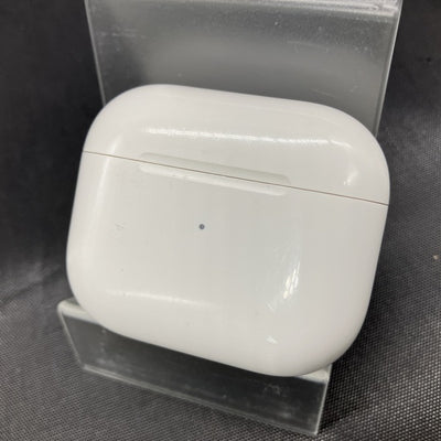 【中古】AirPods 充電ケース (第3世代)【秋葉原】