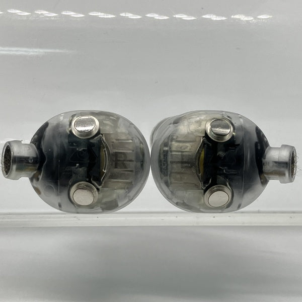 【中古】Beats Studio Buds + トランスペアレント【秋葉原】