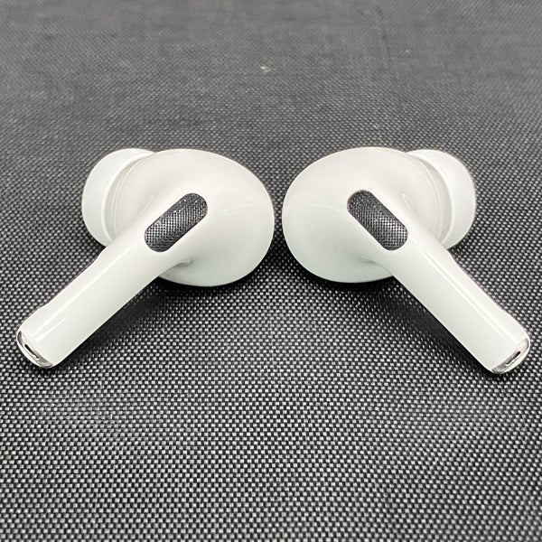 Apple 【中古】MagSafe充電ケース(USB-C)付きAirPods Pro(第2
