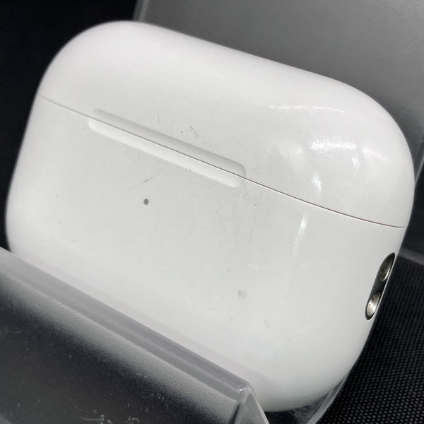 【中古】MagSafe充電ケース(USB-C)付きAirPods Pro(第2世代) MTJV3JA【秋葉原】