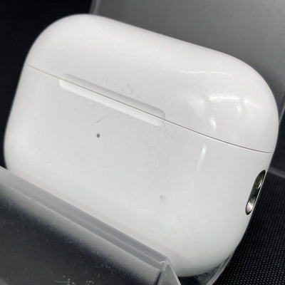 【中古】MagSafe充電ケース(USB-C)付きAirPods Pro(第2世代) MTJV3JA【秋葉原】