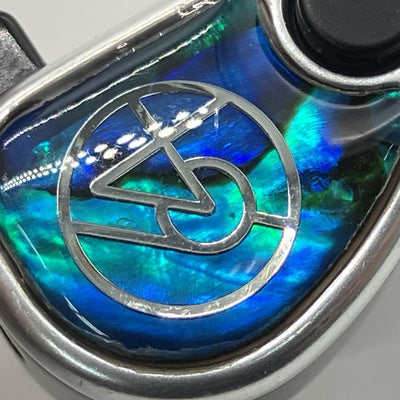 【中古】Nio 【64A-8434】【日本橋】