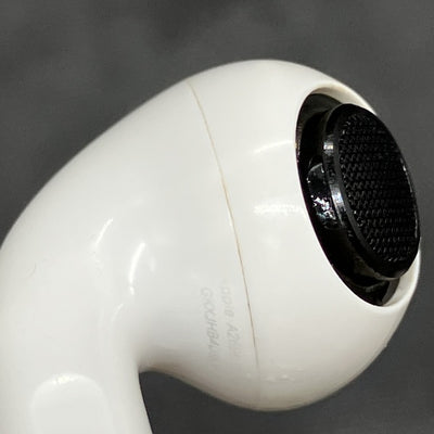 【中古】AirPods Pro (R側) (第2世代)(Lightning)【日本橋】
