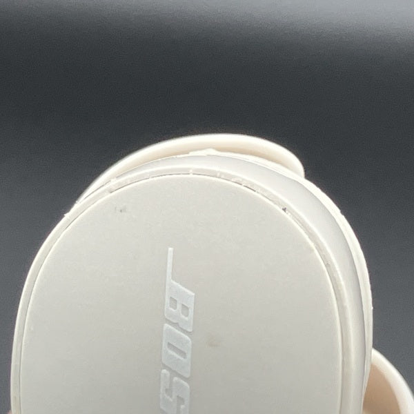 【中古】QuietComfort Earbuds White Smoke【日本橋】