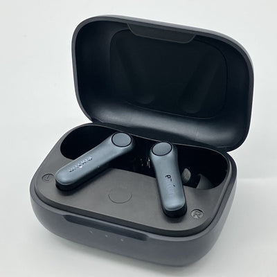 【中古】Air Pro 4 - Black【秋葉原】