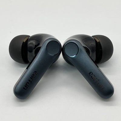 【中古】Air Pro 4 - Black【秋葉原】