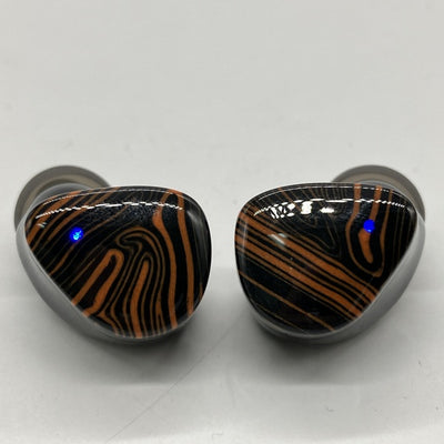 【中古】FoKus Triumph 【NOB-FOKUSTRH-B】【秋葉原】
