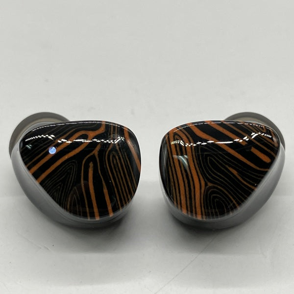 【中古】FoKus Triumph 【NOB-FOKUSTRH-B】【秋葉原】