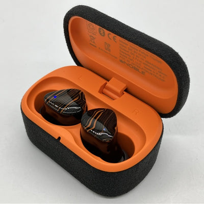 【中古】FoKus Triumph 【NOB-FOKUSTRH-B】【秋葉原】