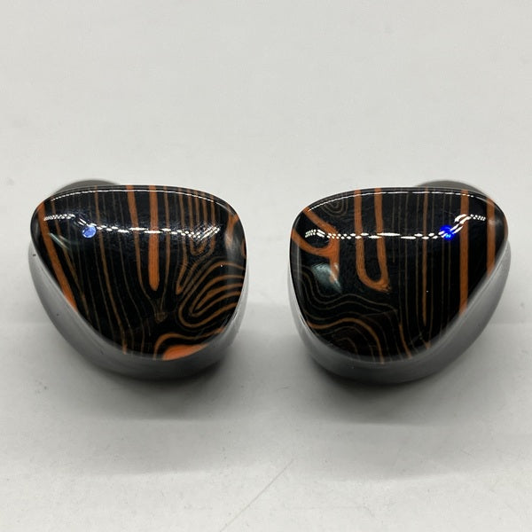【中古】FoKus Triumph 【NOB-FOKUSTRH-B】【秋葉原】