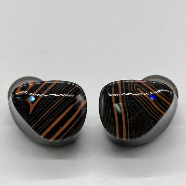 【中古】FoKus Triumph 【NOB-FOKUSTRH-B】【秋葉原】