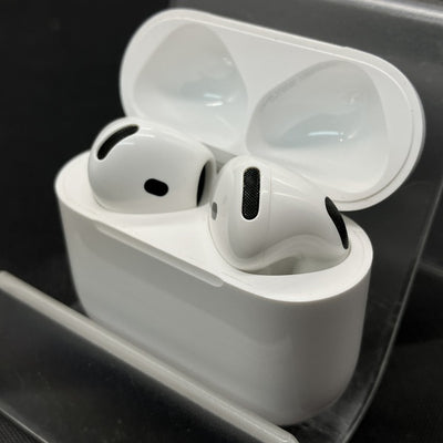 【中古】AirPods 4 MXP63J/A【秋葉原】