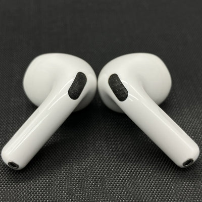 【中古】AirPods 4 MXP63J/A【秋葉原】