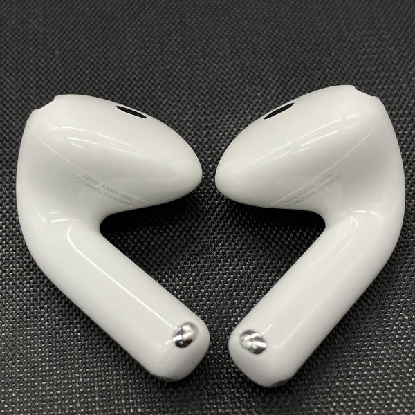 【中古】AirPods 4 MXP63J/A【秋葉原】