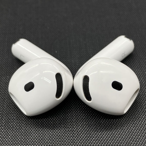 【中古】AirPods 4 MXP63J/A【秋葉原】
