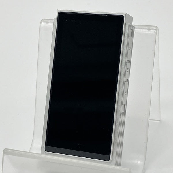 【中古】UA6 Silver【秋葉原】