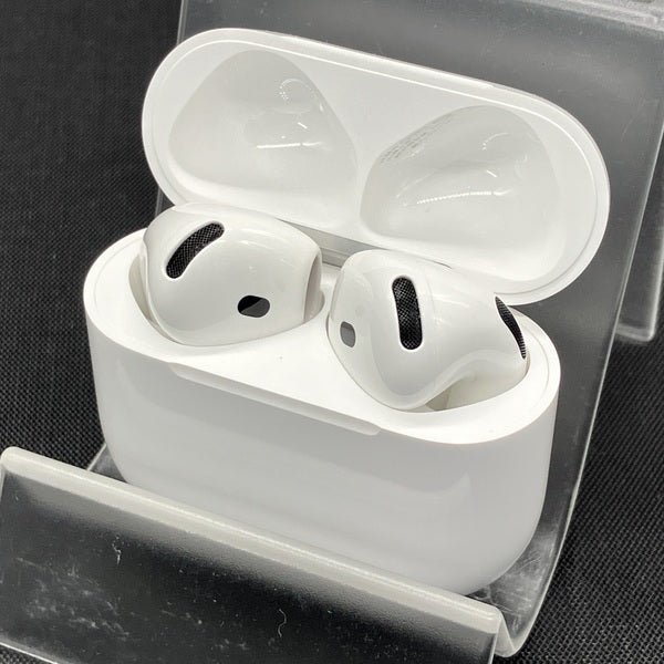 【中古】AirPods 4 MXP63J/A【秋葉原】