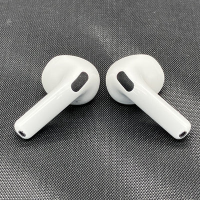 【中古】AirPods 4 MXP63J/A【秋葉原】