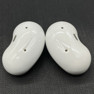 【中古】Galaxy Buds Live Mystic White 【SM-R180NZWAXJP】【秋葉原】