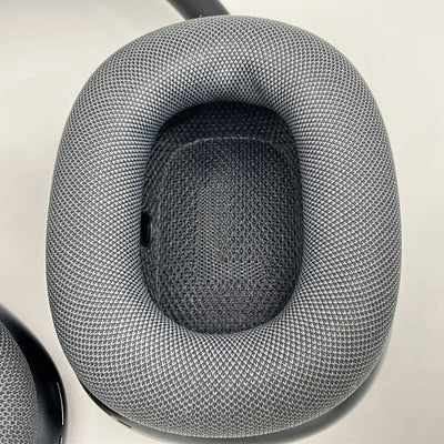【中古】AirPods Max(USB-C) MWW43ZA/A ミッドナイト【日本橋】
