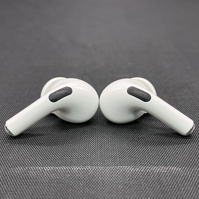 【中古】MagSafe充電ケース(USB-C)付きAirPods Pro(第2世代) MTJV3JA (海外版)【秋葉原】