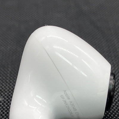 【中古】MagSafe充電ケース(USB-C)付きAirPods Pro(第2世代) MTJV3JA (海外版)【秋葉原】