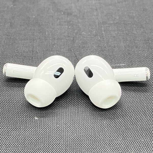 【中古】MagSafe充電ケース(USB-C)付きAirPods Pro(第2世代) MTJV3JA【名古屋】